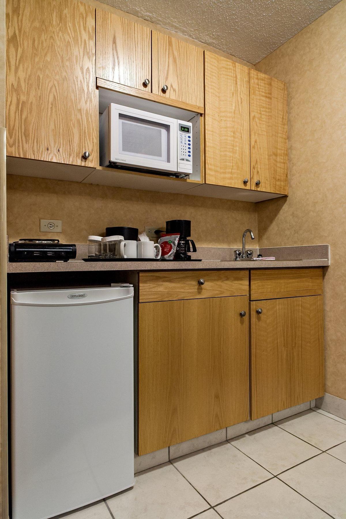 Western Downtown Hotel 3*